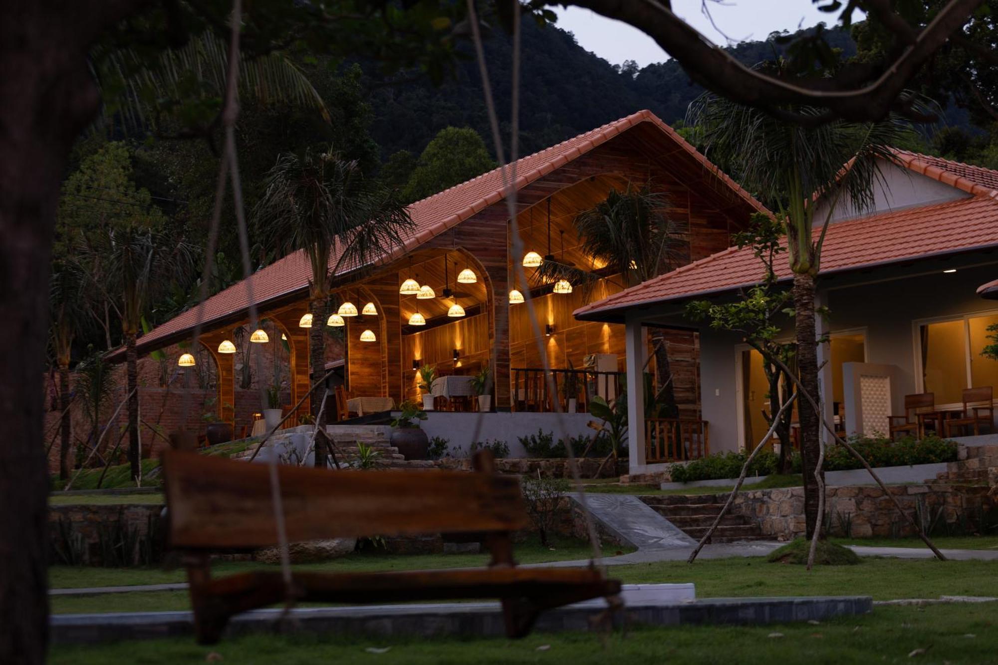 Cosian Bay Phu Quoc Resort Екстериор снимка